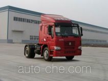 Sinotruk Howo tractor unit ZZ4187N3517C