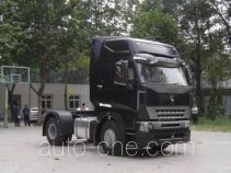 Sinotruk Howo tractor unit ZZ4187N3517N1B
